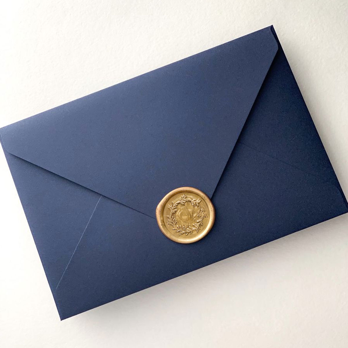 Mühürlü davetiye zarfı